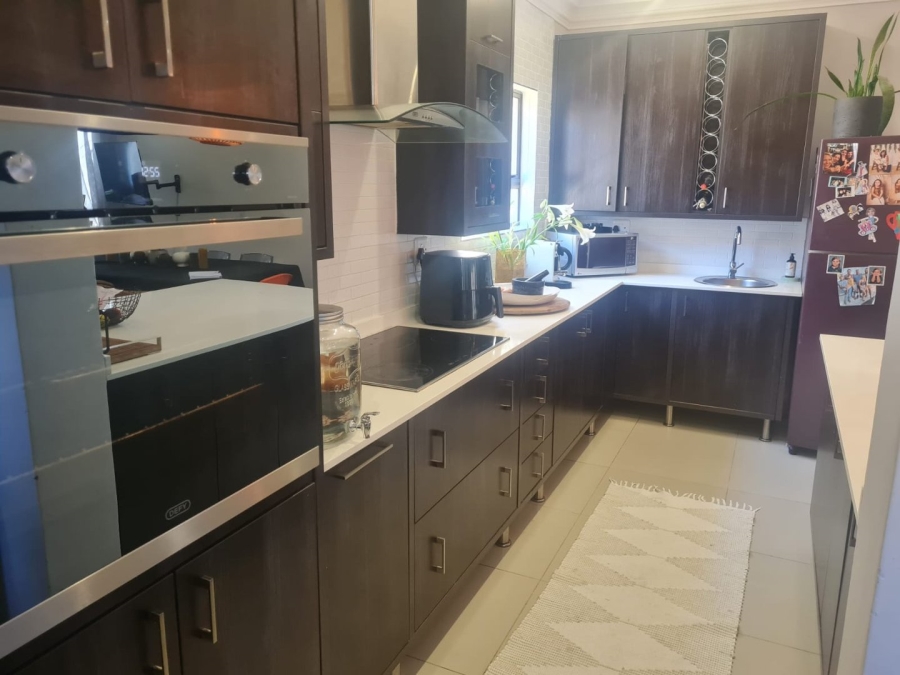 3 Bedroom Property for Sale in Wild Olive Estate Free State